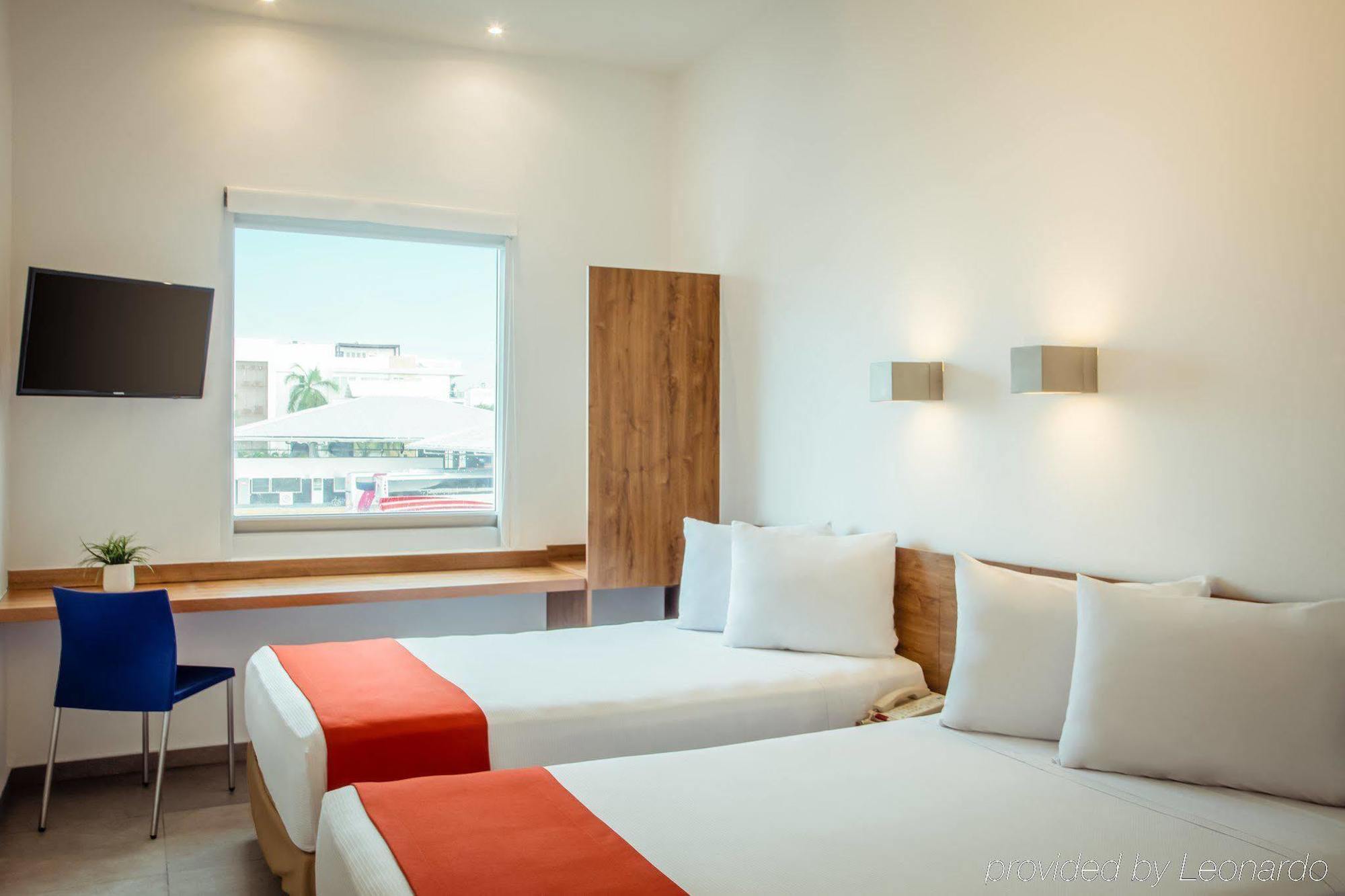 One Playa Del Carmen Hotel ภายนอก รูปภาพ